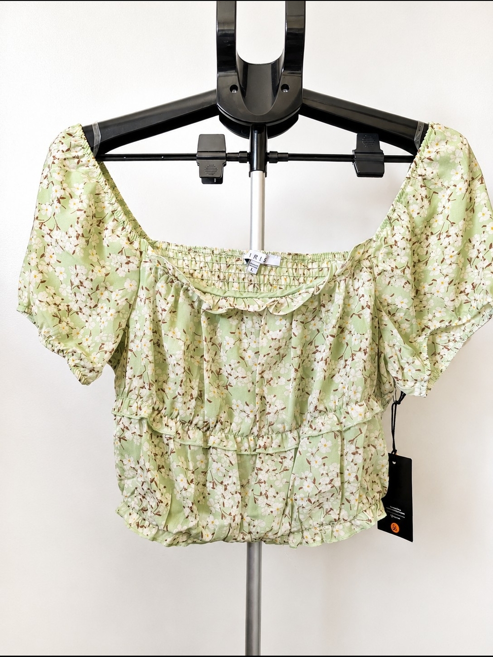 iris Light Green Floral Off-Shoulder Smocked Crop Top